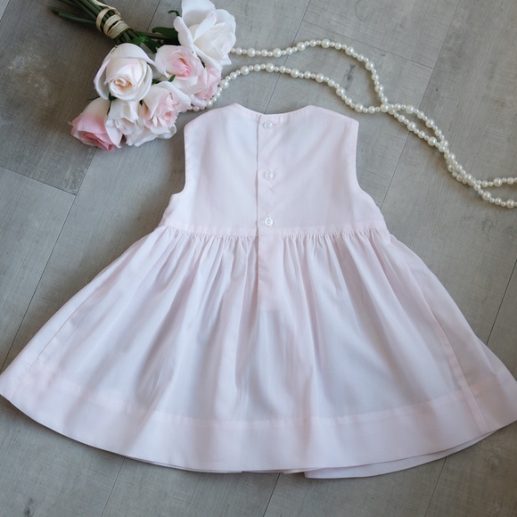 Girls Pink Smocked Dress Size 6 Month Embroidery Sleeveless NWOT - Picture 3 of 4